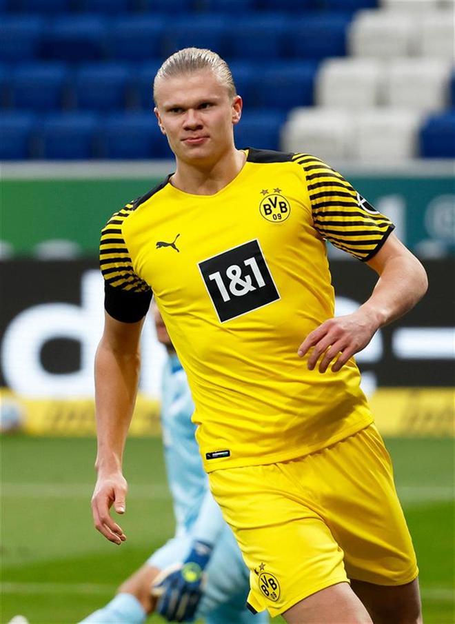 佩莱格里尼：塞维利亚落后时球迷往球场投掷杂物，这样不对（佩莱格里尼批评塞维利亚球迷落后时向场内投掷杂物：不可取）