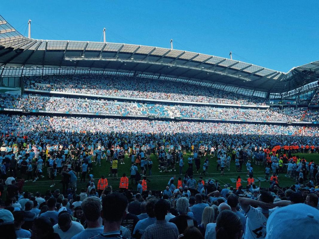 总有人黑C罗“跳水”？毛剑卿：这也是门艺术，跳得好叫艺术（C罗屡遭“跳水”质疑？毛剑卿：这门本事，跳得漂亮也是艺术）