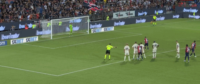 欧冠：皇马客场2-0完胜国际米兰（欧冠客场告捷：皇马2-0击败国际米兰）