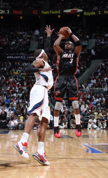 托尼：劳塔罗是国米的灵魂，但他在队友面前应多展现出笑容（托尼：劳塔罗是国米之魂，但在队友面前应多些笑容）